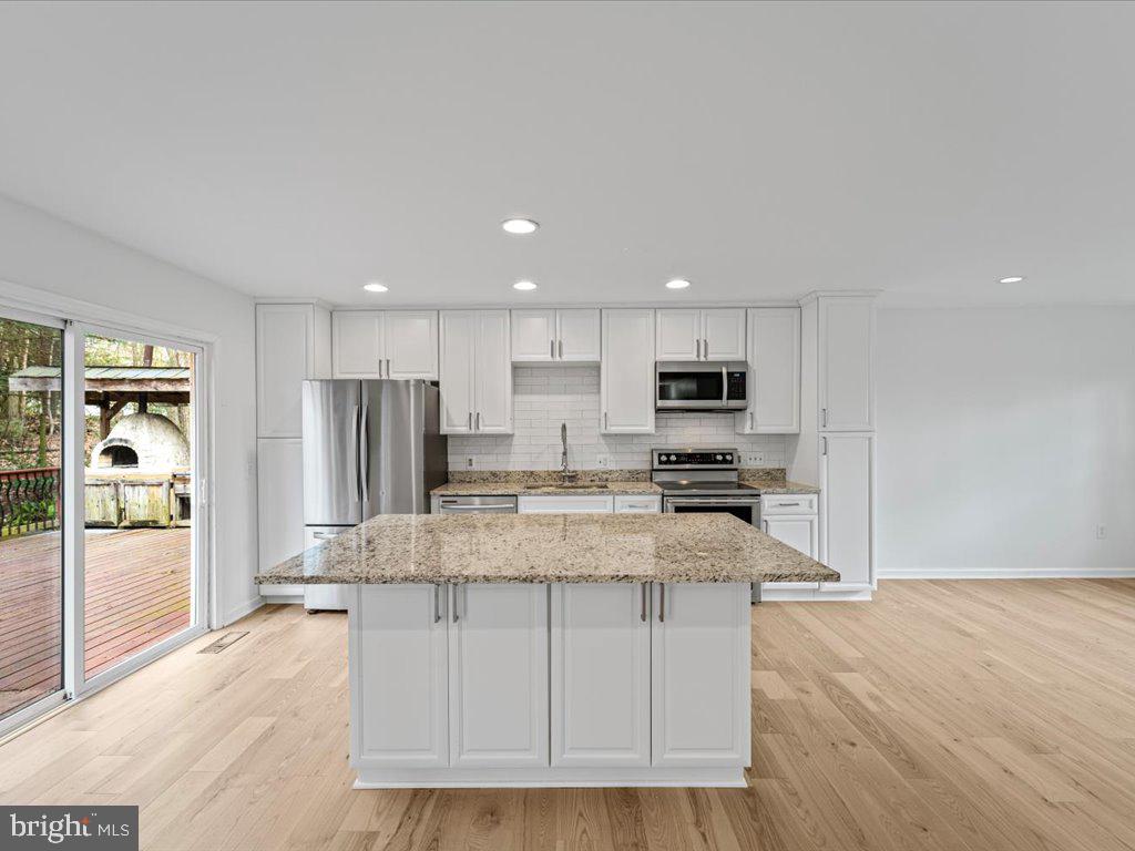 12243 Chinaberry Ct