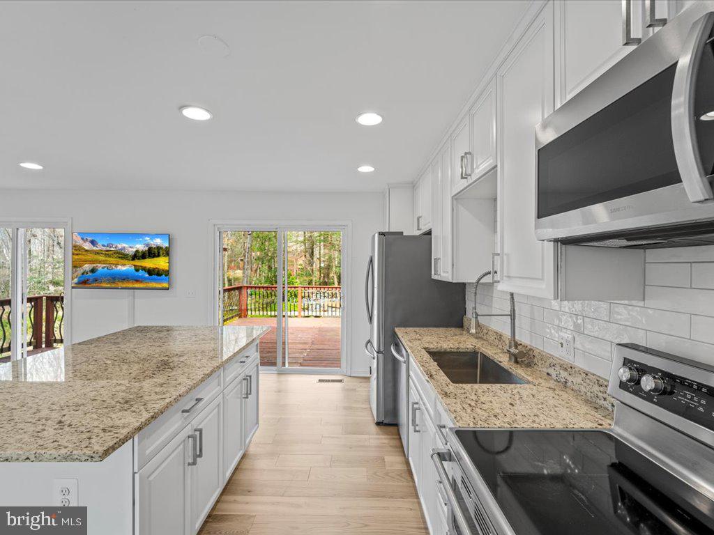 12243 Chinaberry Ct