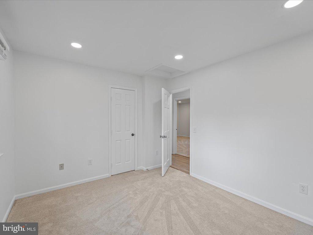 12243 Chinaberry Ct