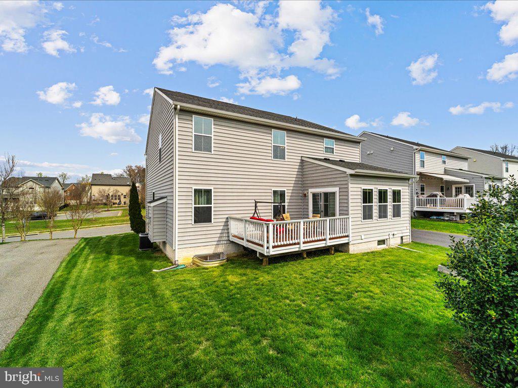 2165 Port Potomac Ave