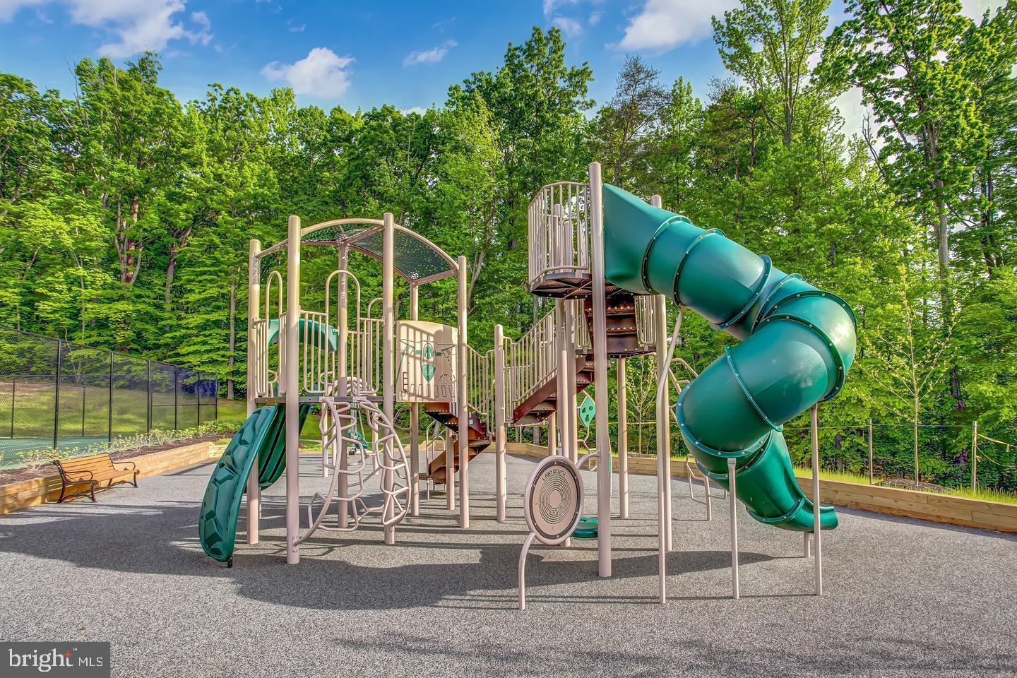 16437 Chattanooga Ln
