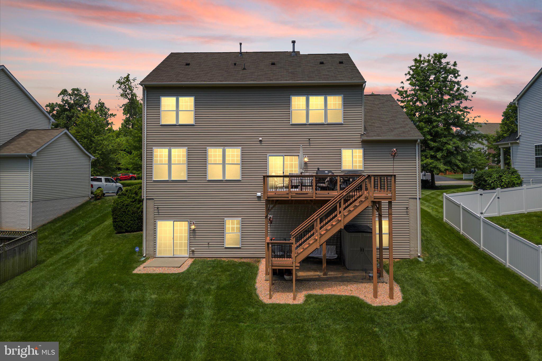 16437 Chattanooga Ln