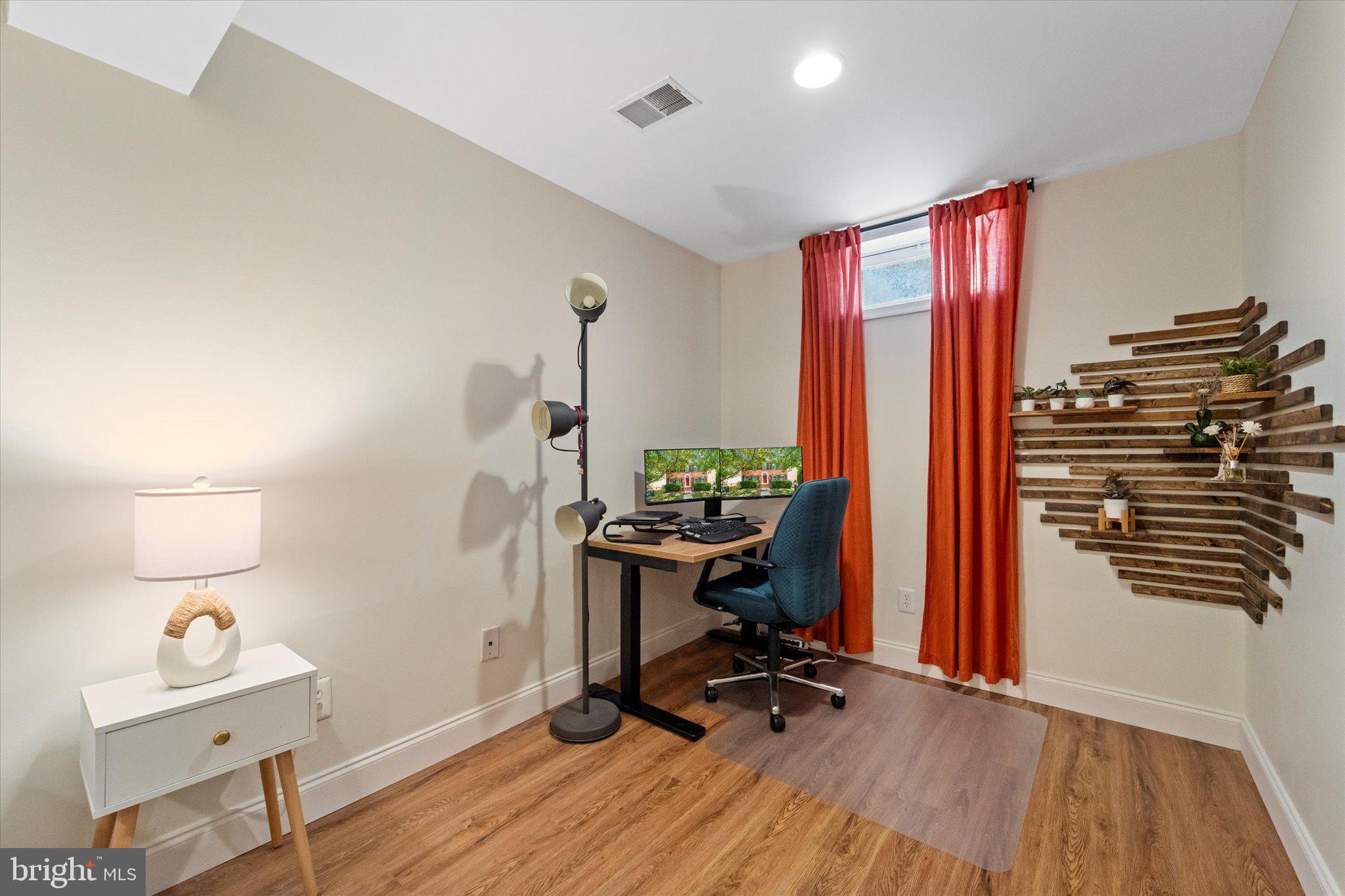 16253 Catenary Dr