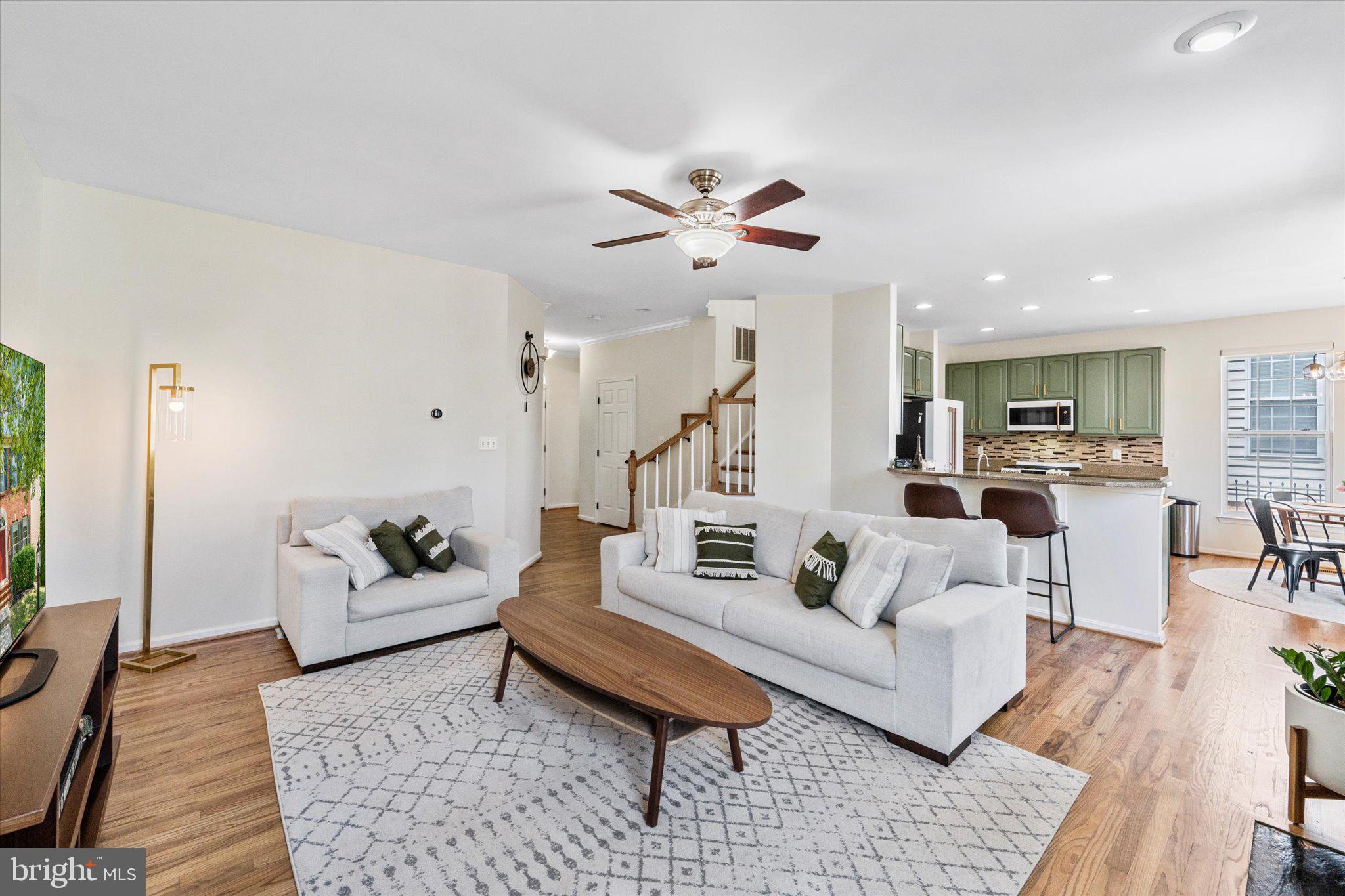 16253 Catenary Dr
