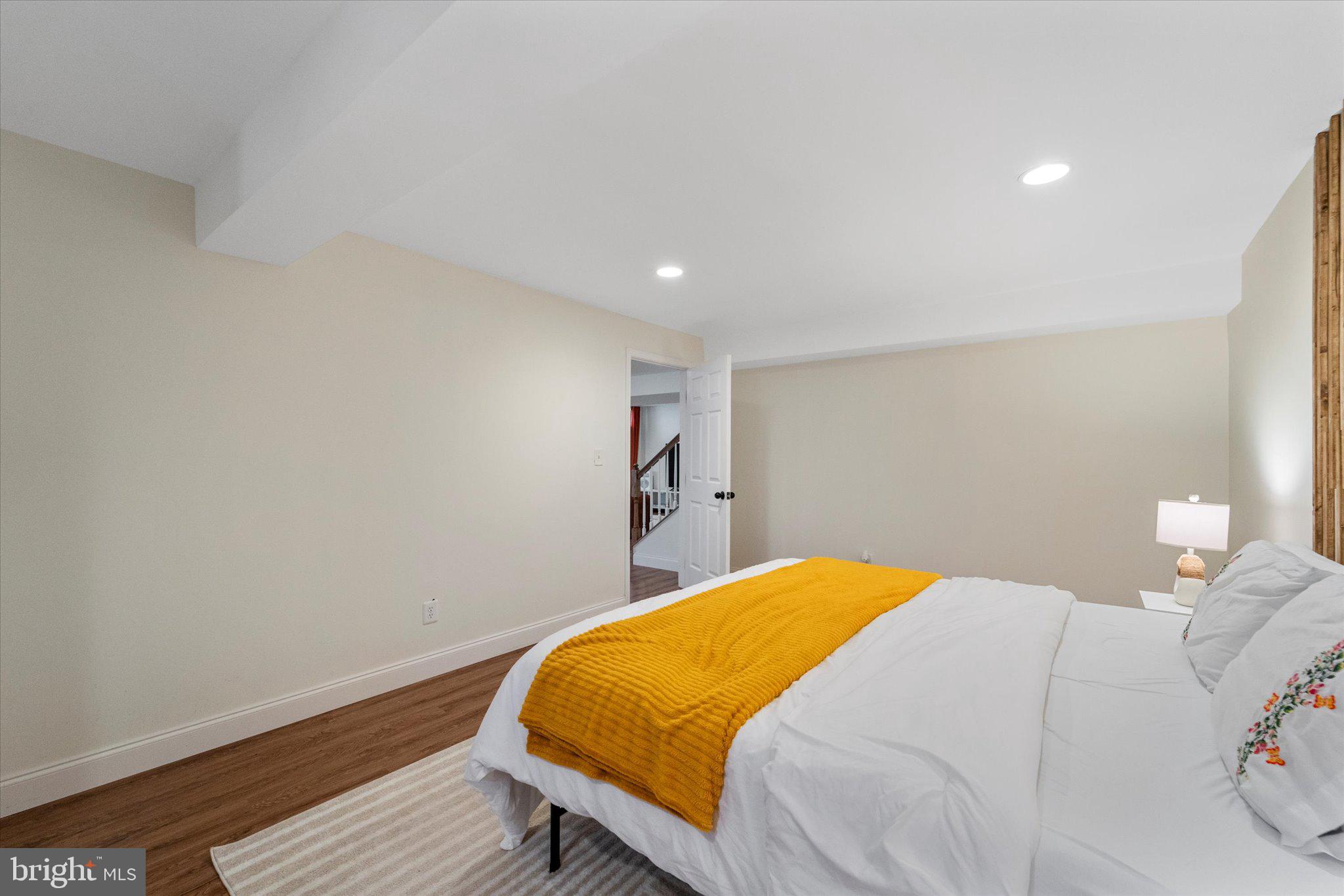 16253 Catenary Dr