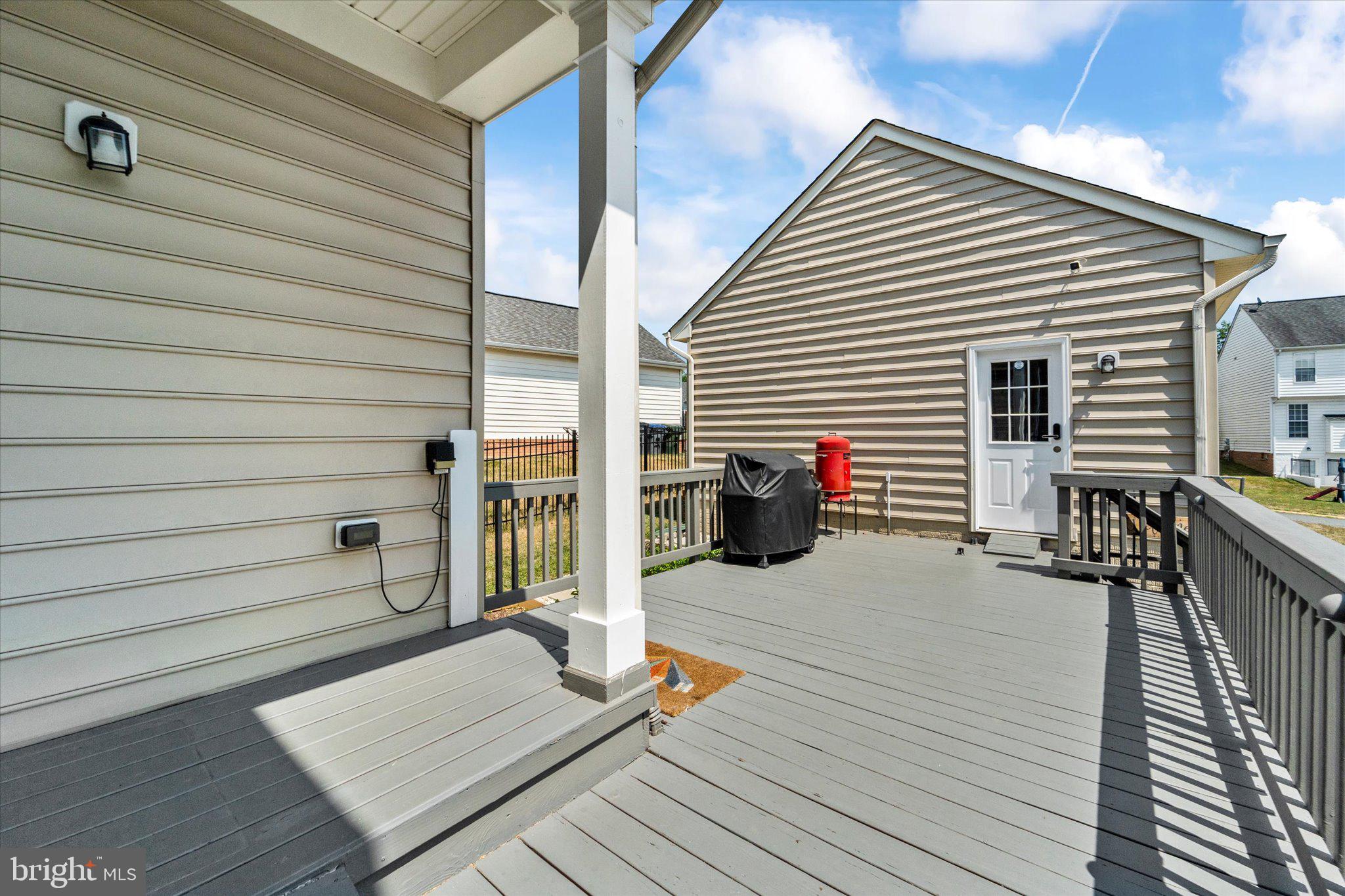 16253 Catenary Dr