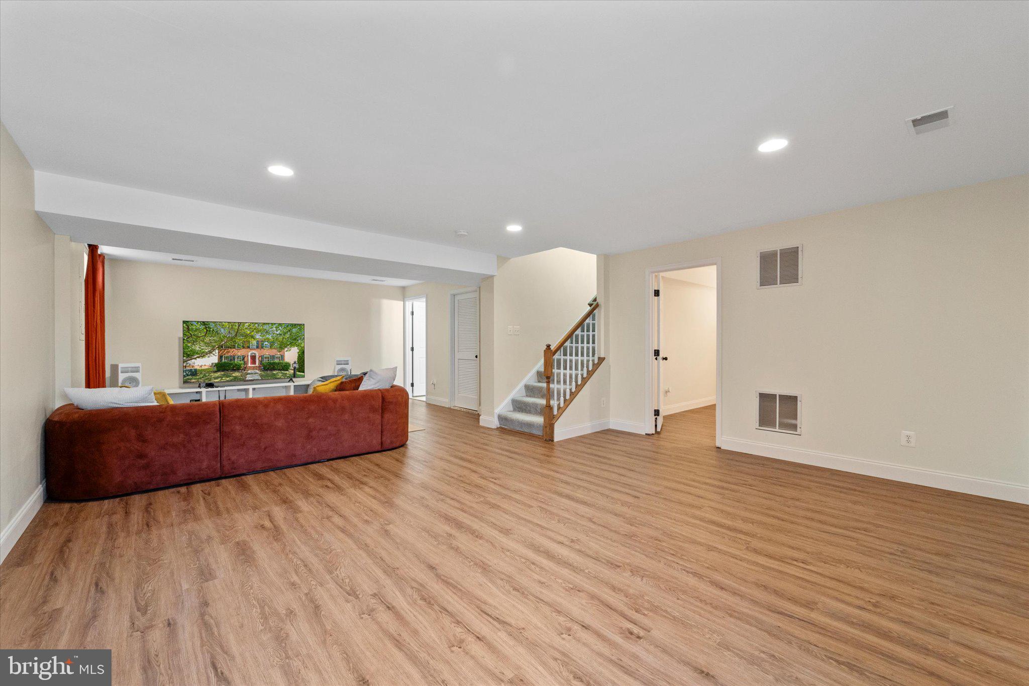 16253 Catenary Dr