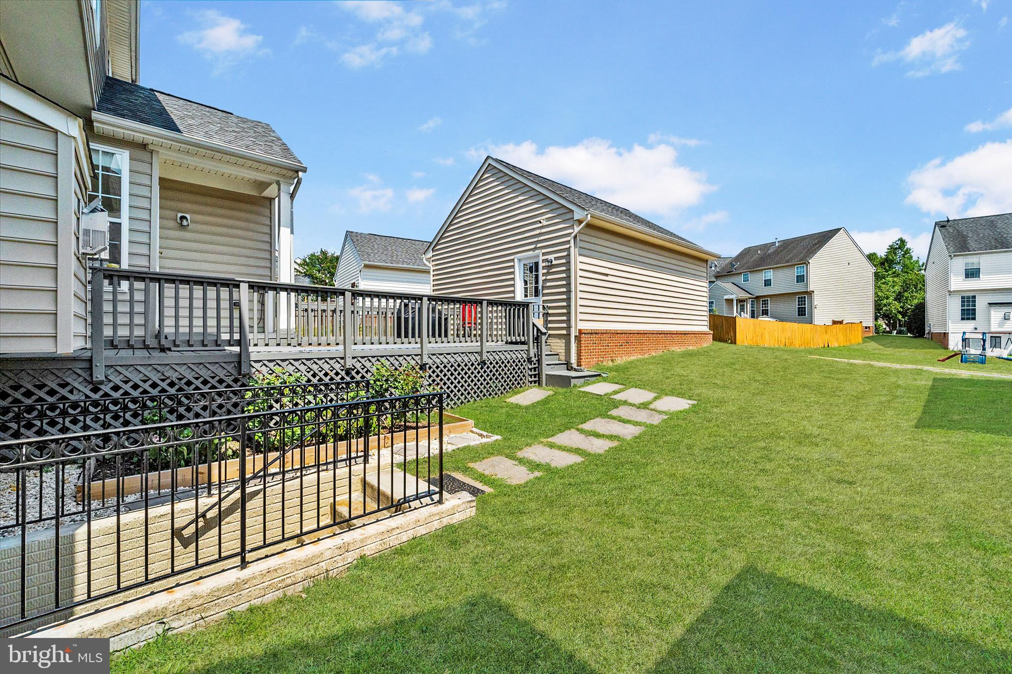 16253 Catenary Dr