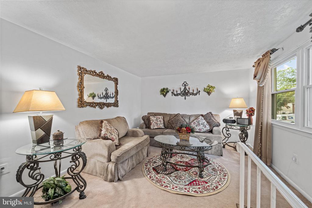 13829 Meadowbrook Rd