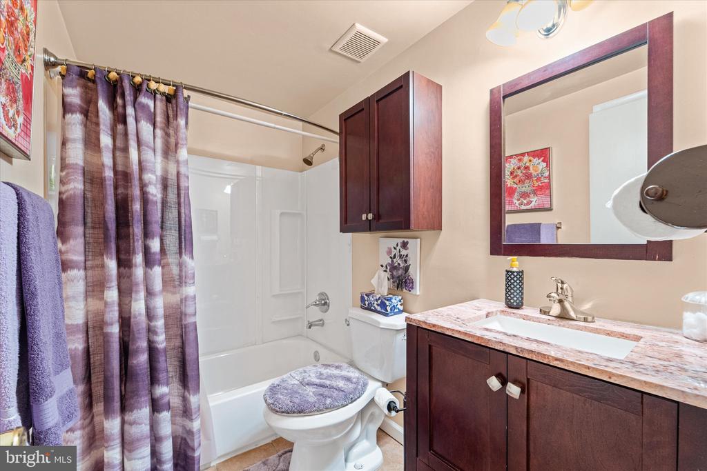 13829 Meadowbrook Rd