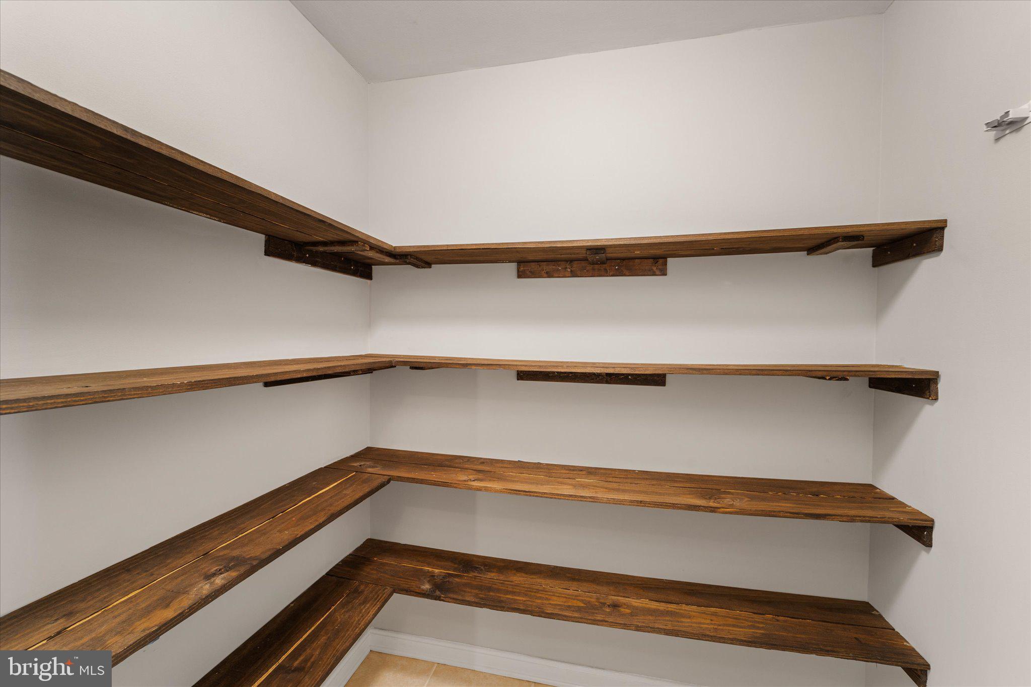 15209 VALLEY STREAM DR