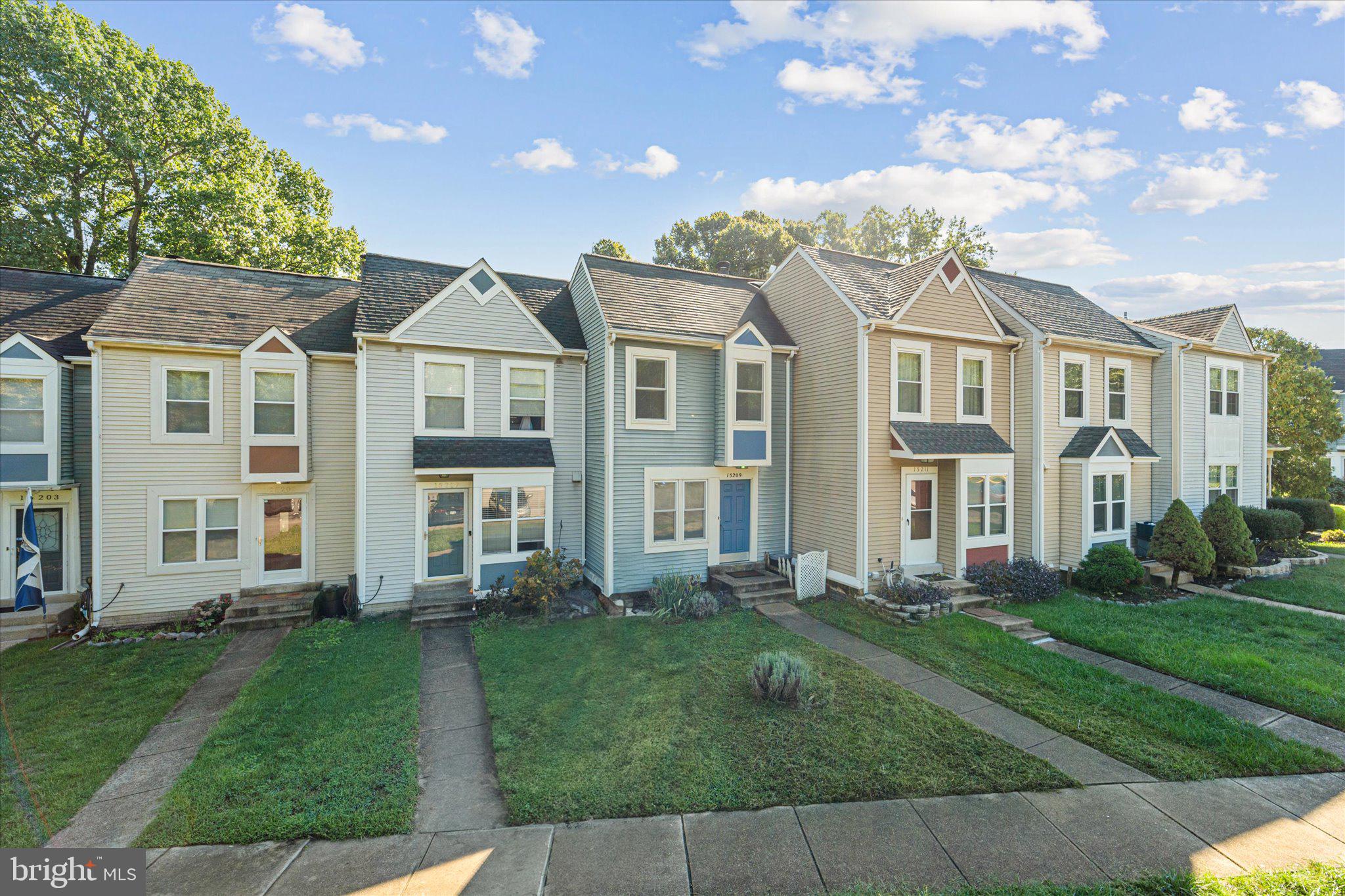 15209 VALLEY STREAM DR