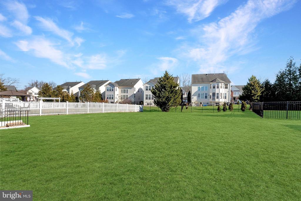 2717 Bulkhead Dr