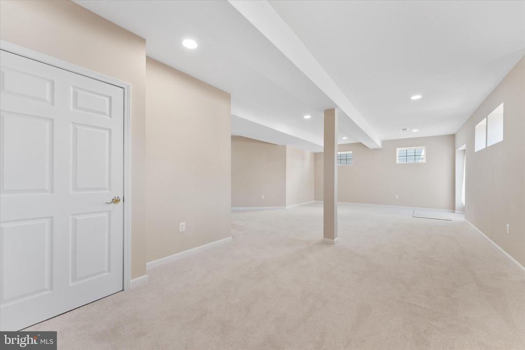2717 Bulkhead Dr