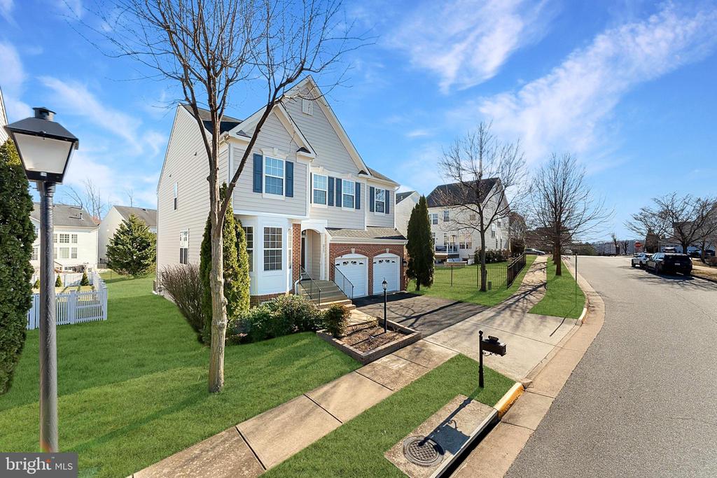 2717 Bulkhead Dr