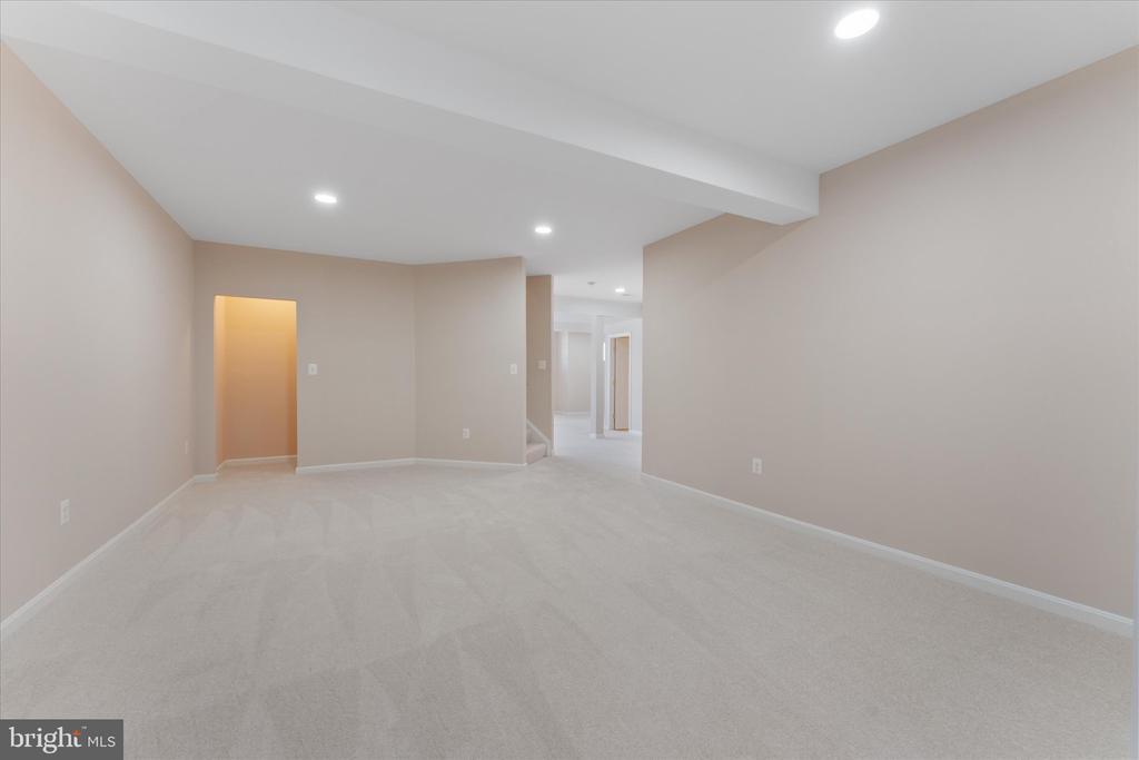 2717 Bulkhead Dr