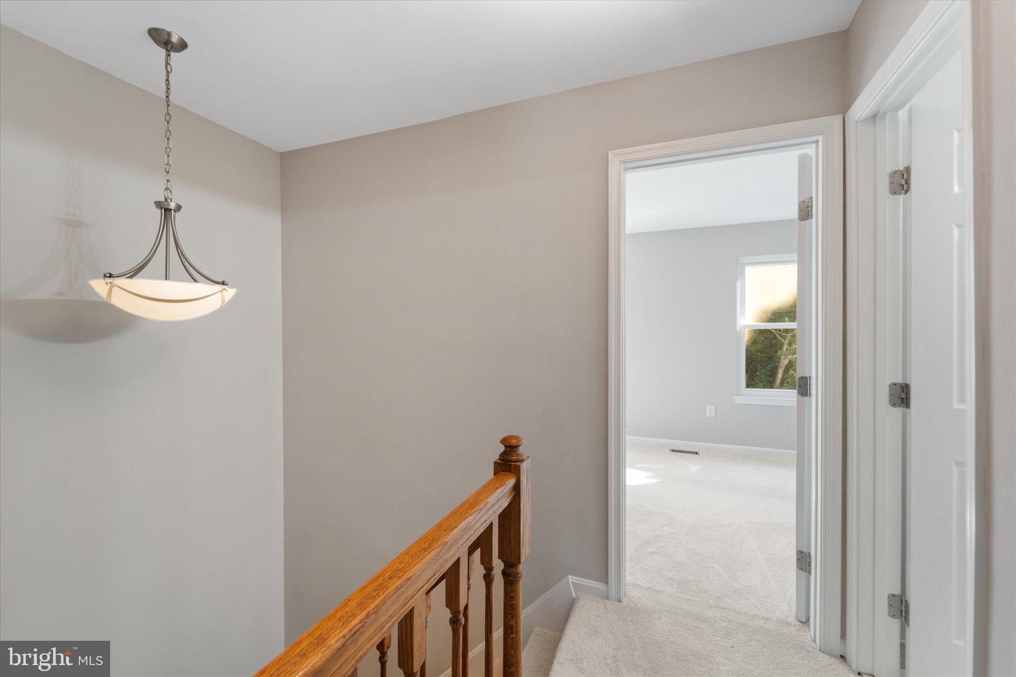 15209 VALLEY STREAM DR
