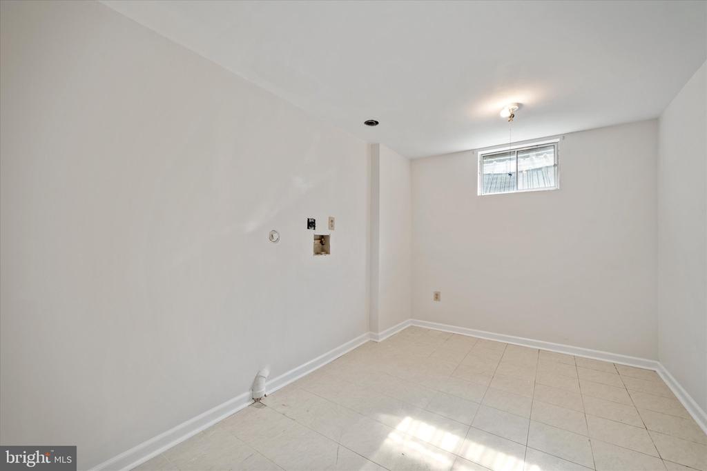 15021 Bridgeport Dr