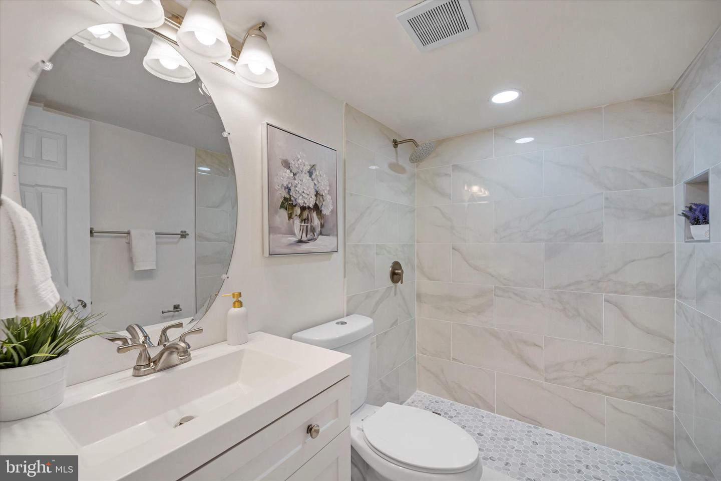 13708 Gilbert Rd