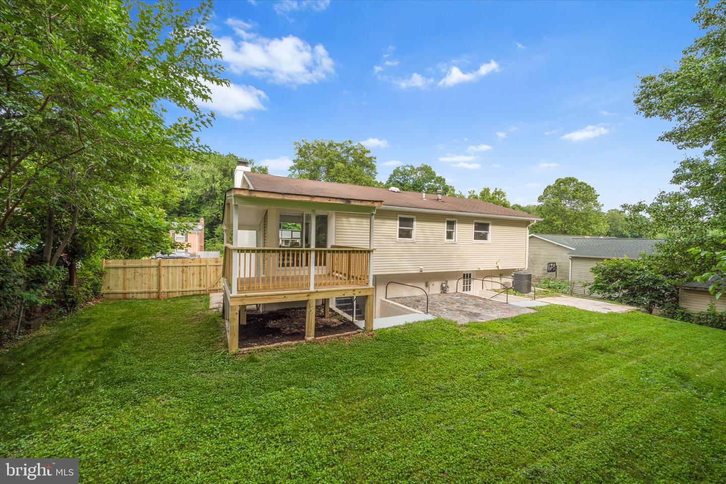 13708 Gilbert Rd