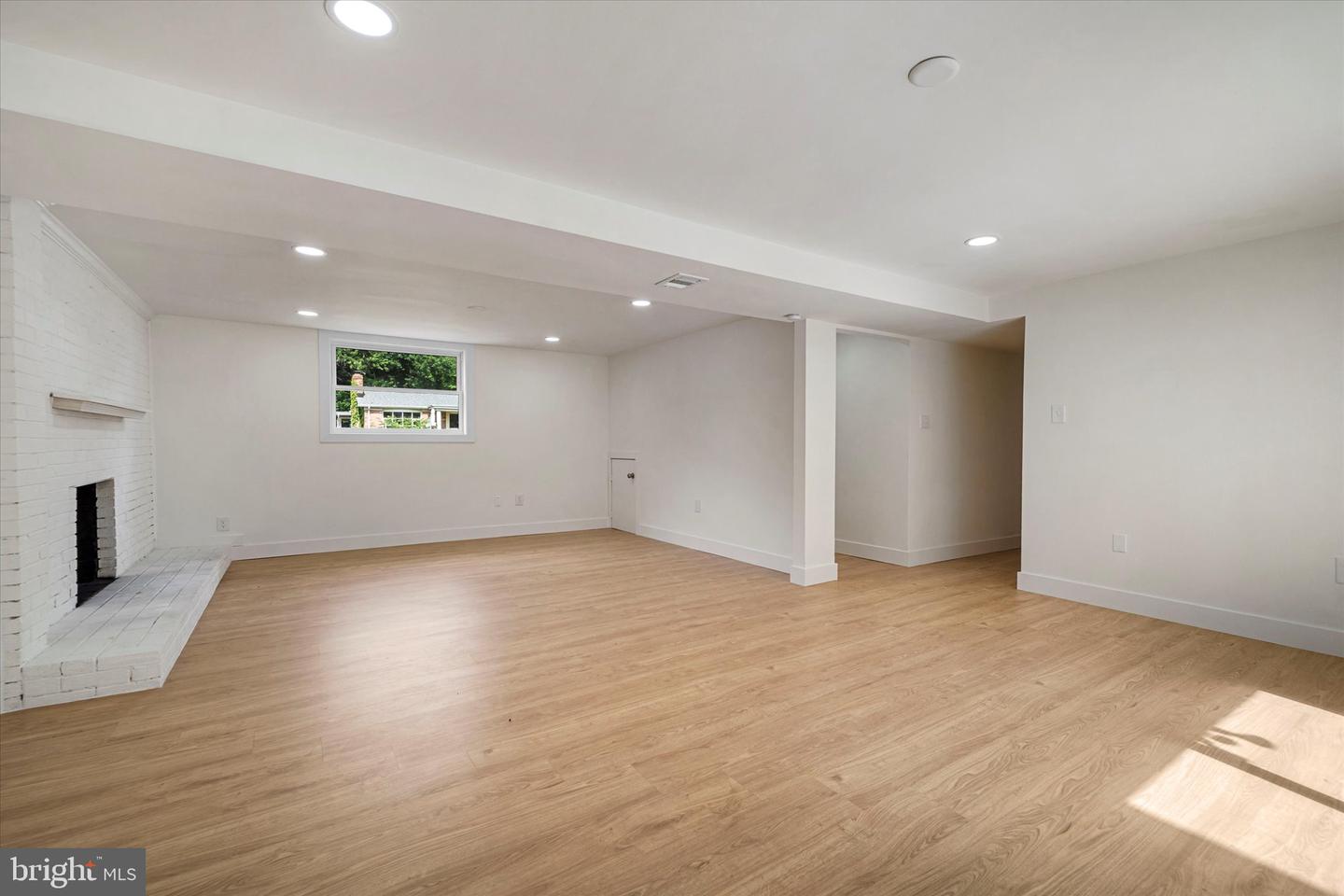 13708 Gilbert Rd