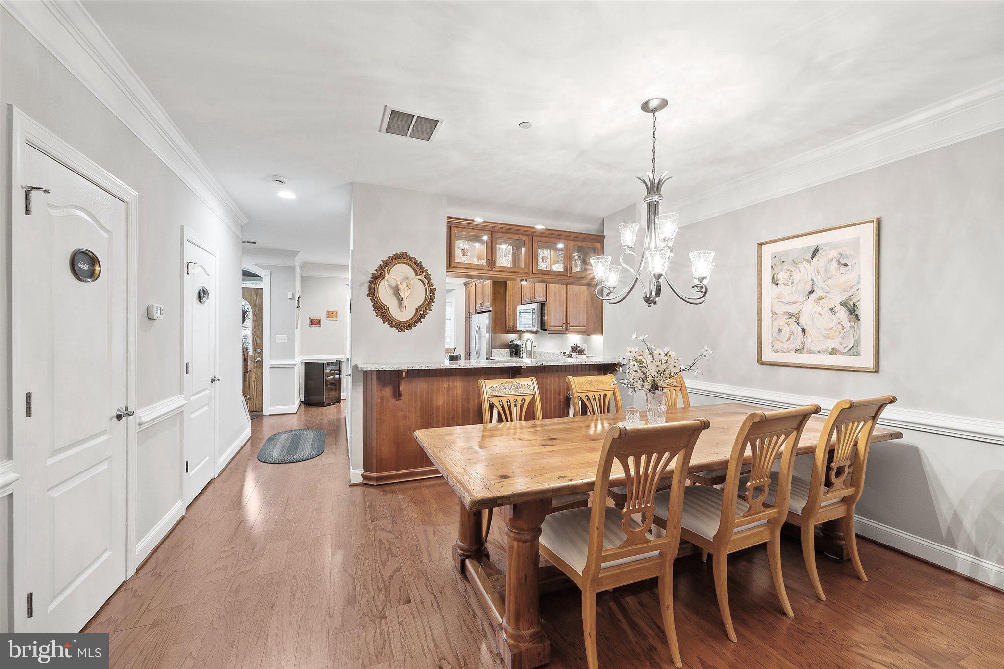 229 Mill St