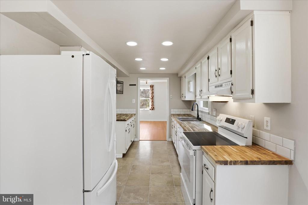 4170 PADGETT DRIVE