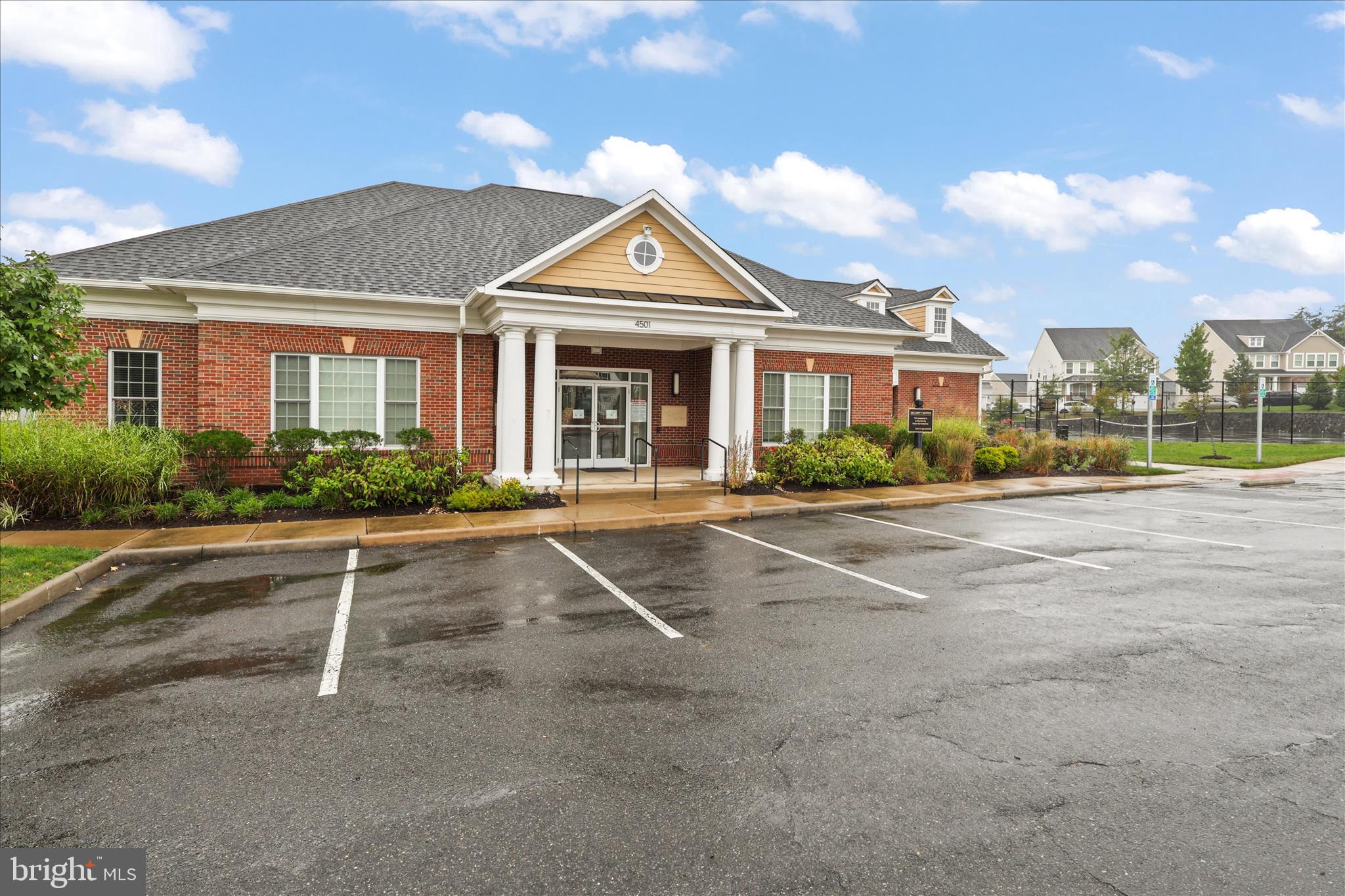 12433 SOUTHINGTON DRIVE