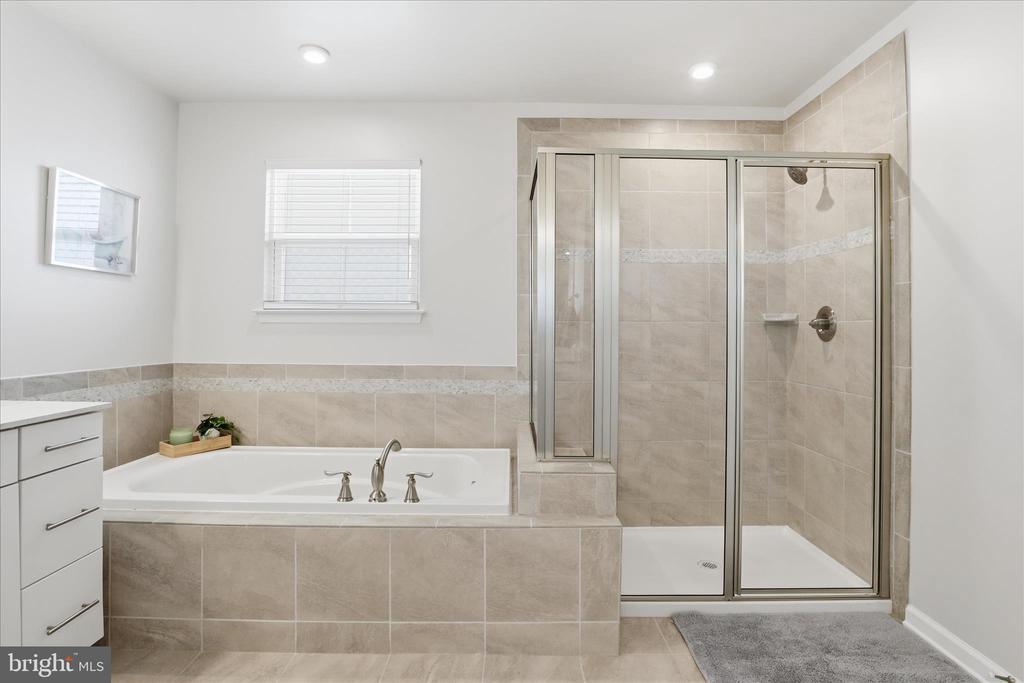 12433 SOUTHINGTON DRIVE
