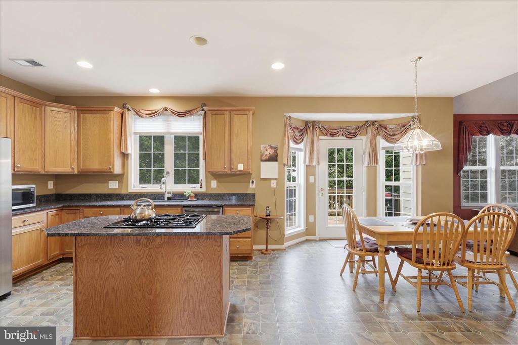 1805 EFTY COURT