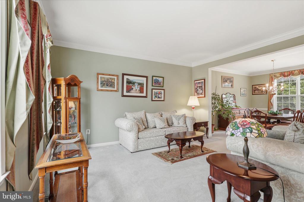 1805 EFTY COURT