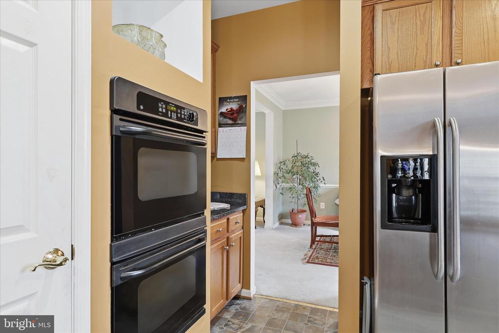1805 EFTY COURT