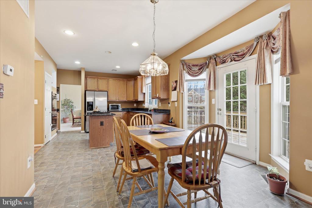 1805 EFTY COURT