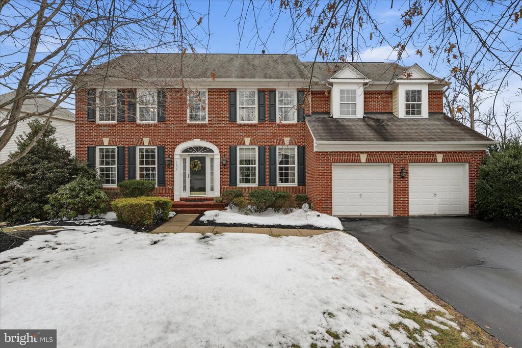 1805 EFTY COURT