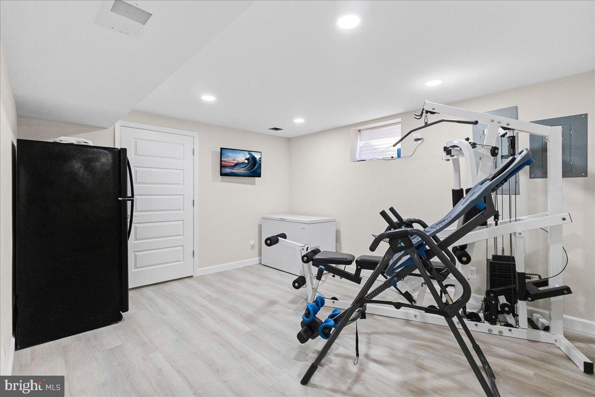 15401 SILVAN GLEN DRIVE