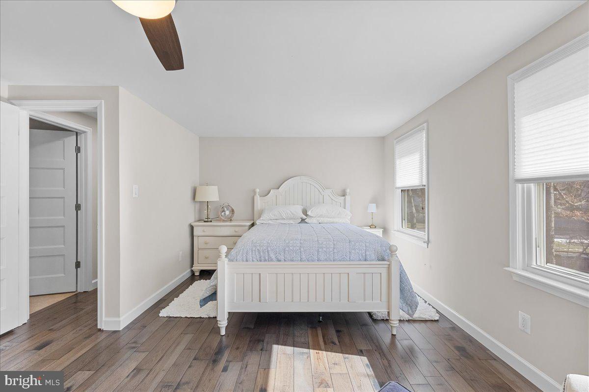 15401 SILVAN GLEN DRIVE