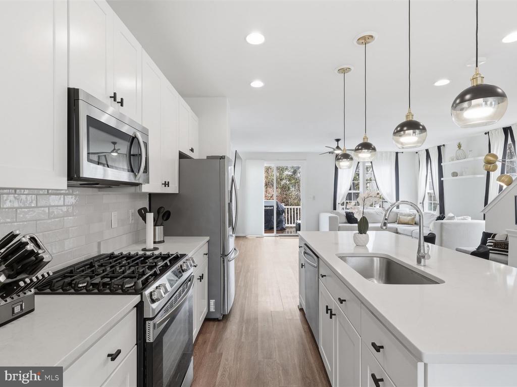 8280 CLAY LANE