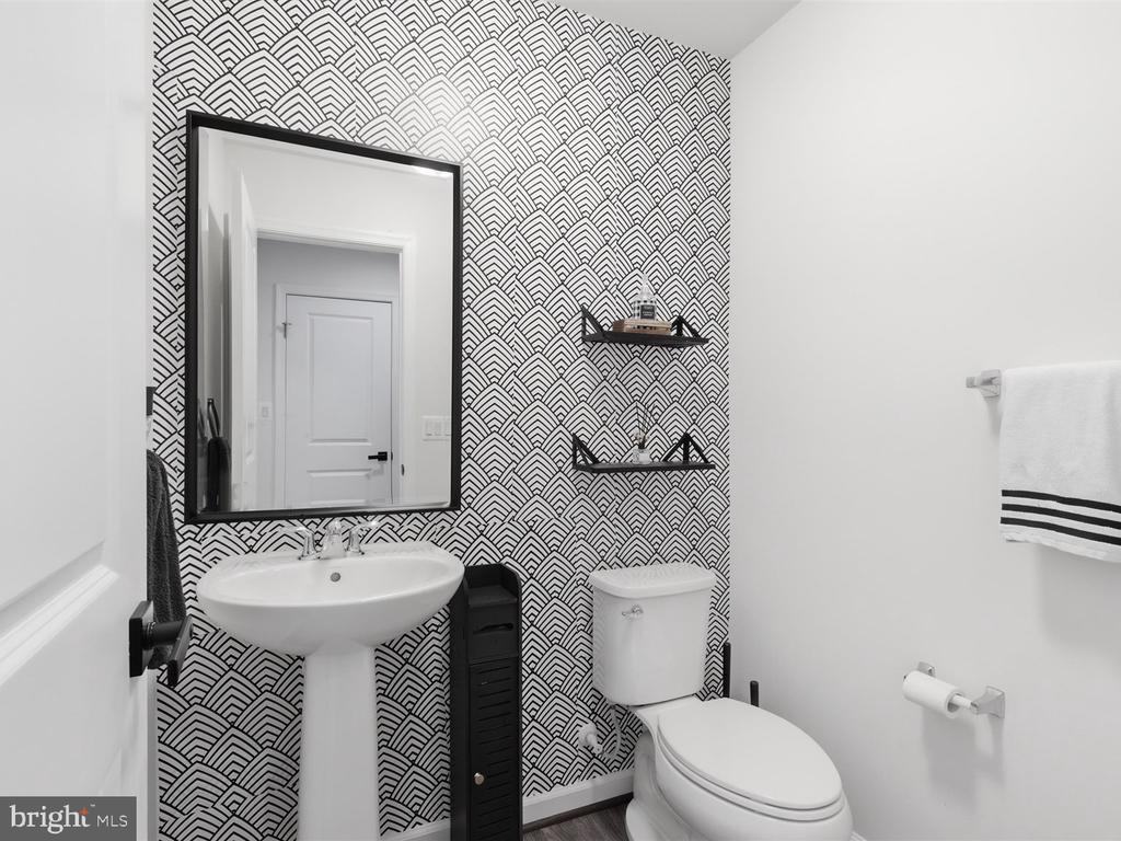 8280 CLAY LANE