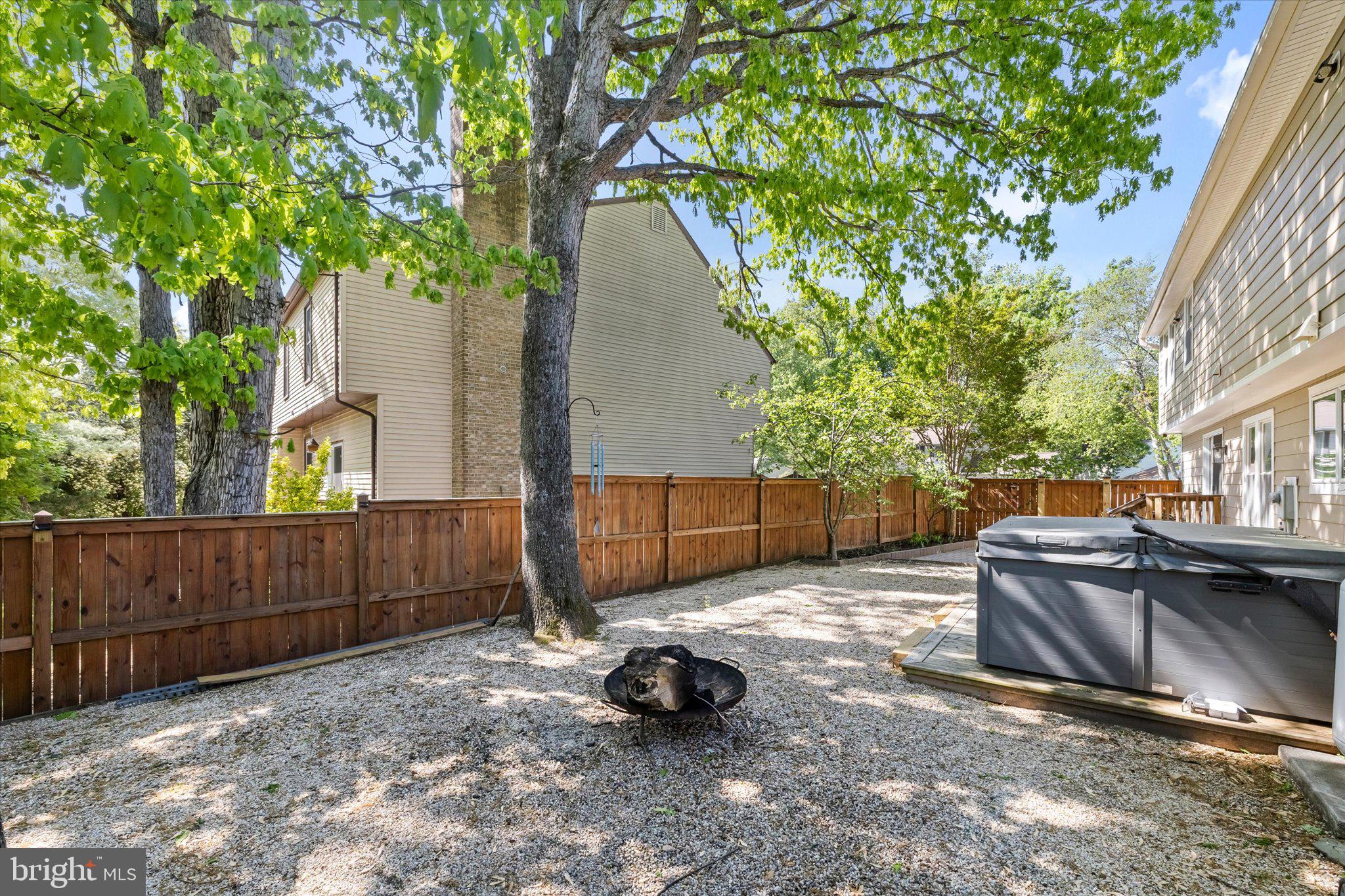 15401 SILVAN GLEN DRIVE