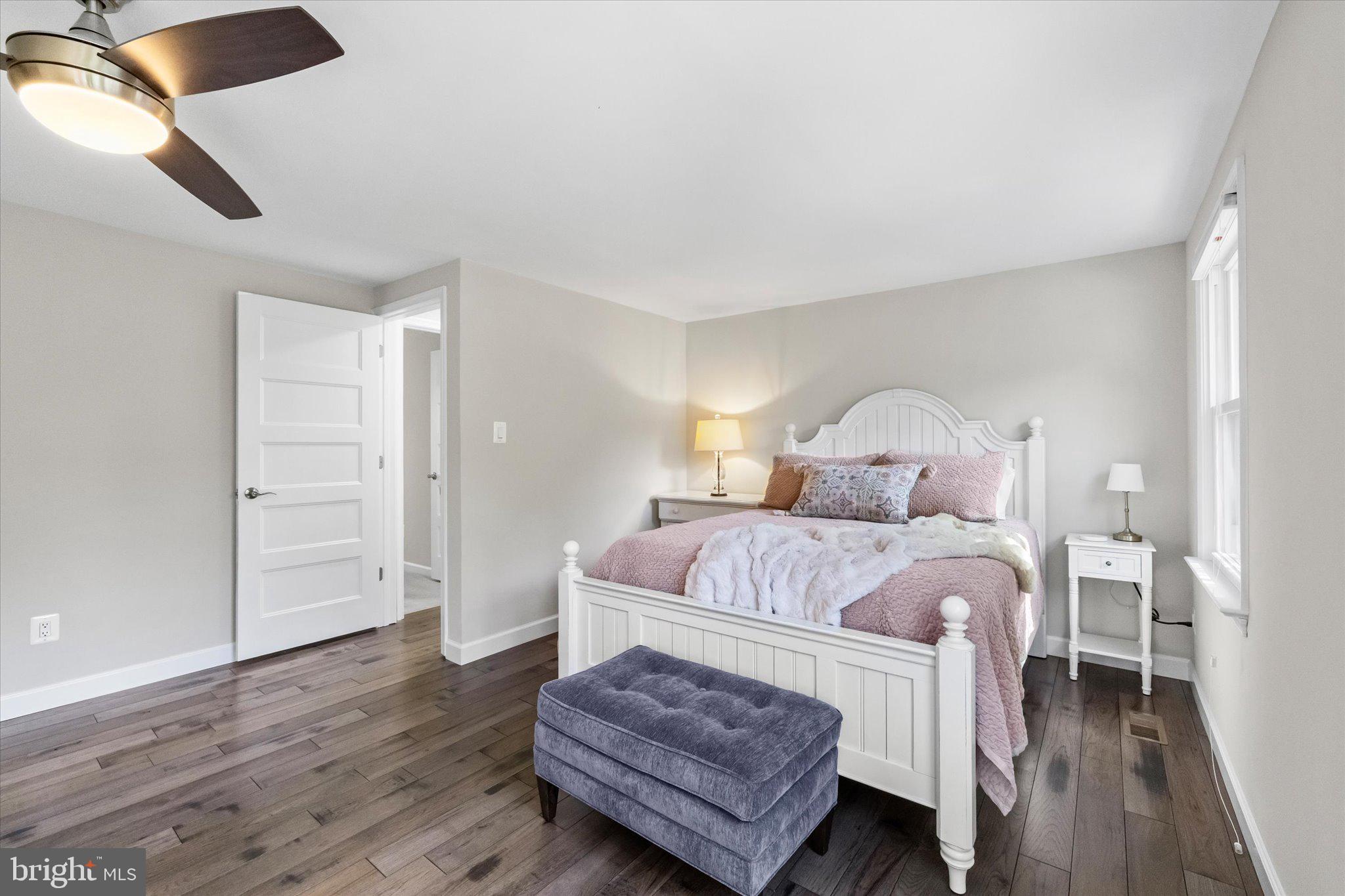 15401 SILVAN GLEN DRIVE