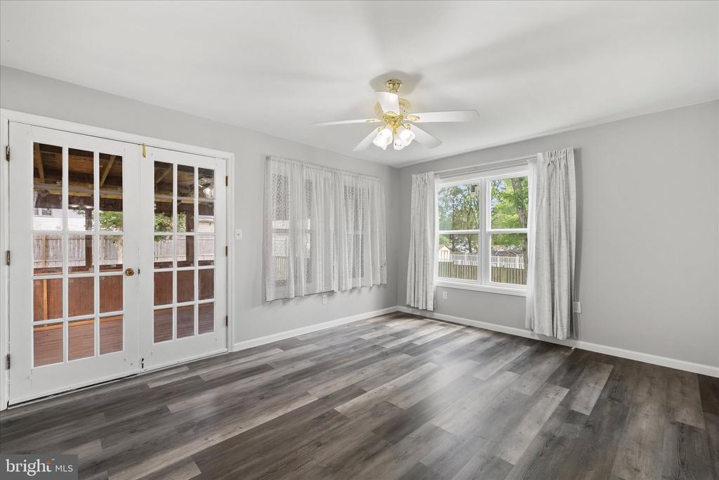 13009 KERRYDALE ROAD