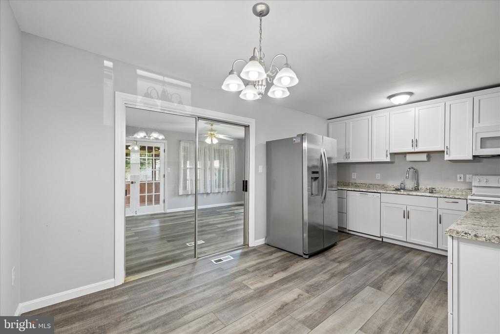 13009 KERRYDALE ROAD
