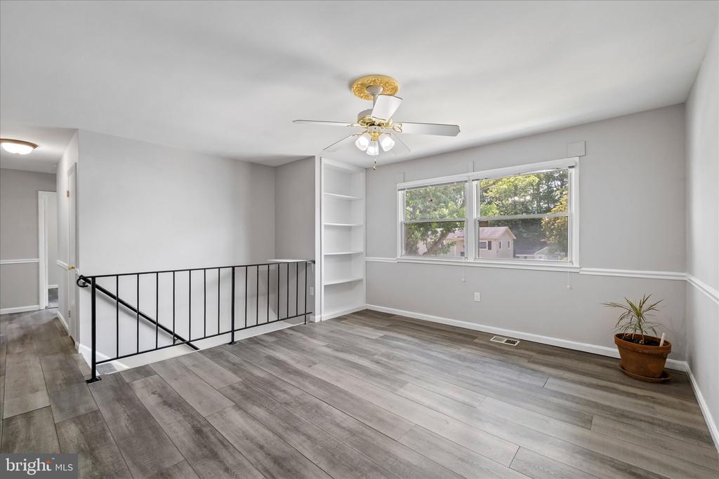 13009 KERRYDALE ROAD