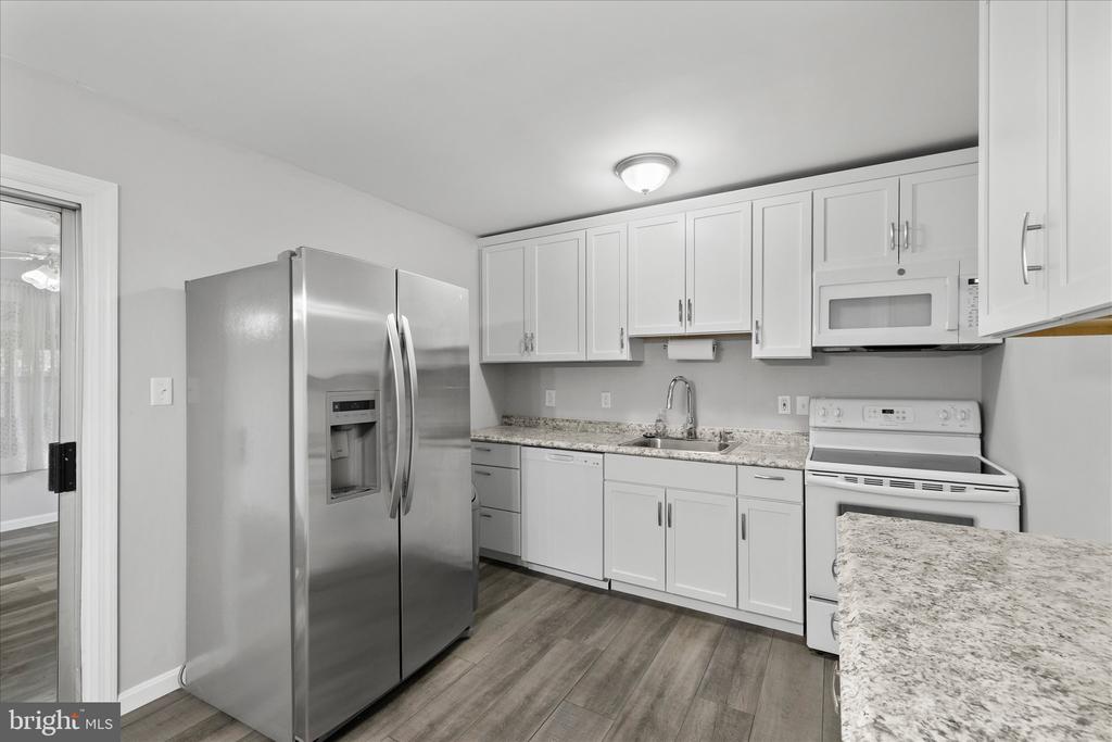13009 KERRYDALE ROAD