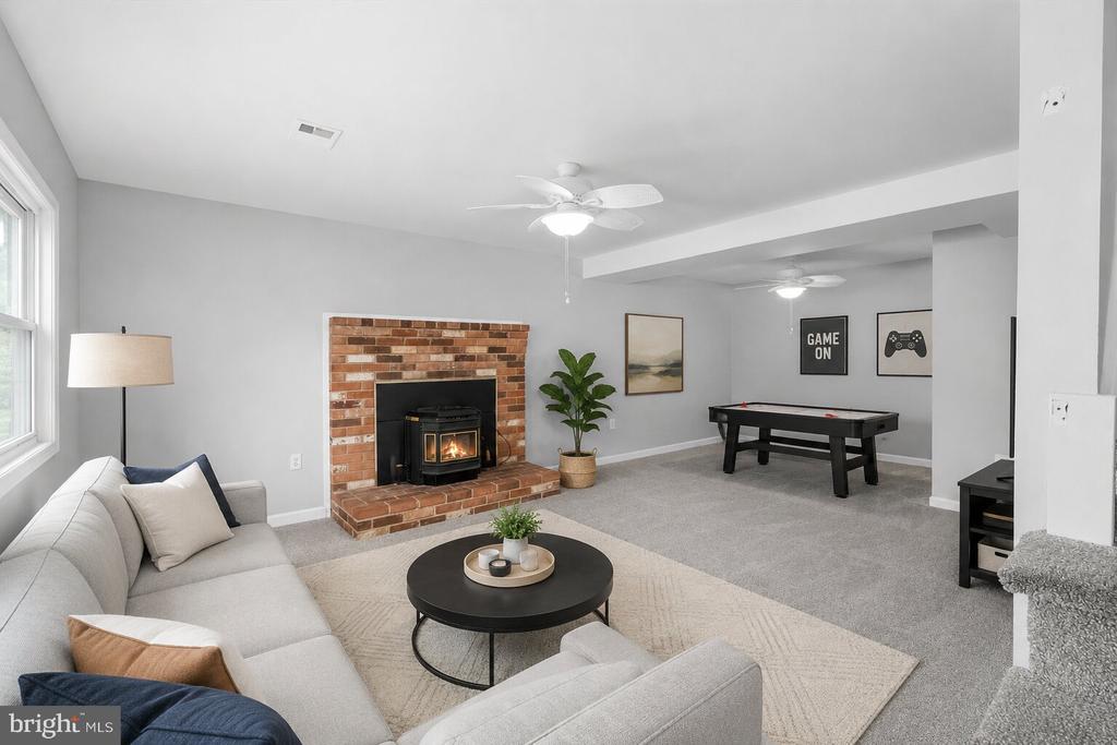 13009 KERRYDALE ROAD