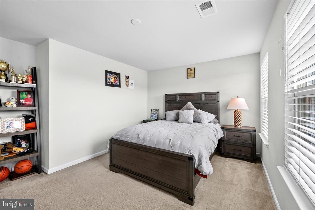 12460 SOUTHINGTON DRIVE