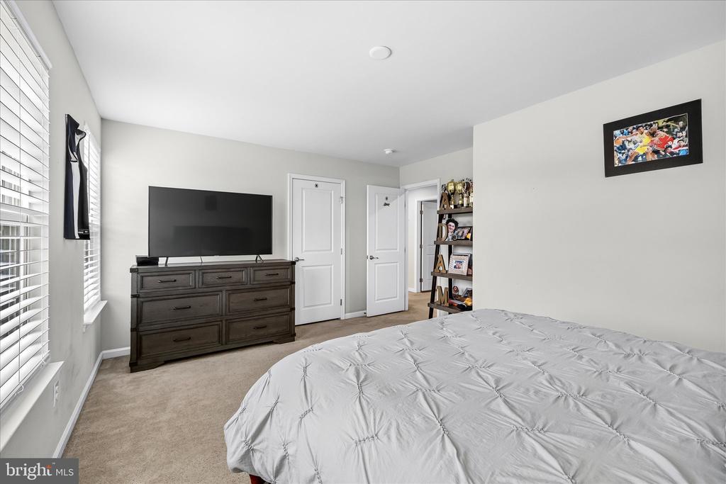 12460 SOUTHINGTON DRIVE
