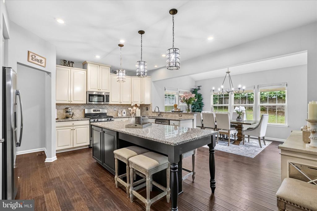 12460 SOUTHINGTON DRIVE