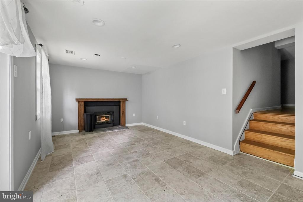 2022 MAYFLOWER DRIVE