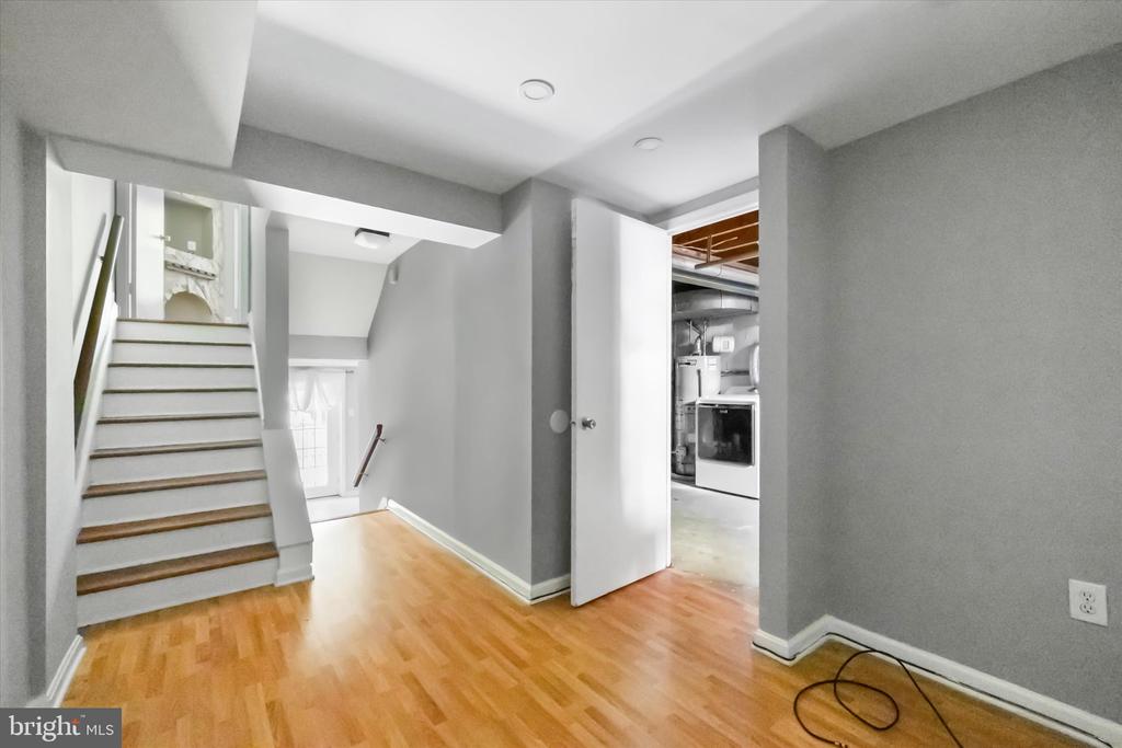 2022 MAYFLOWER DRIVE